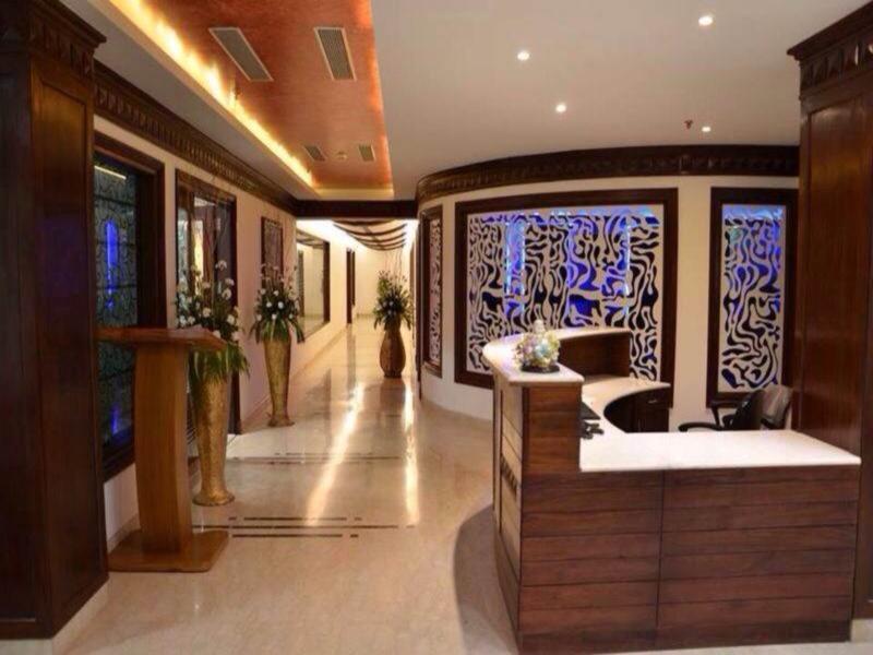 Hotel Saffron Leaf Dehradun Extérieur photo